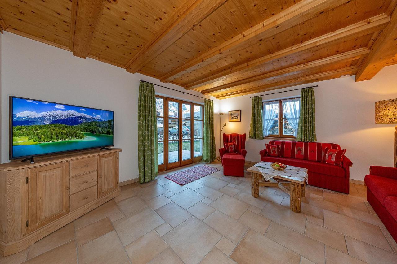 Ferienhaus Stoaroeserl Mittenwald Exteriér fotografie